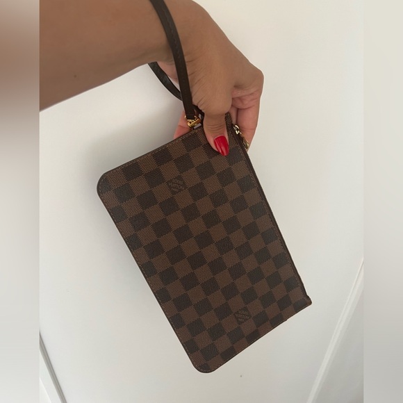 Auth Louis Vuitton Neverfull MM Damier Ebene Pochette Wristlet Good Condition - Picture 8 of 11